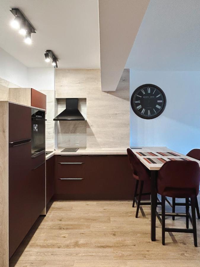 Bg Luximmo Apartments Cluj-Napoca Exterior photo
